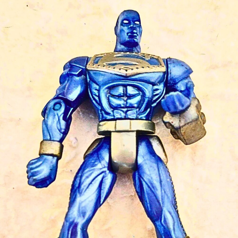 Vintage Steel 1995 Superman Man of Steel - Kenner - DC  5" Action Figure